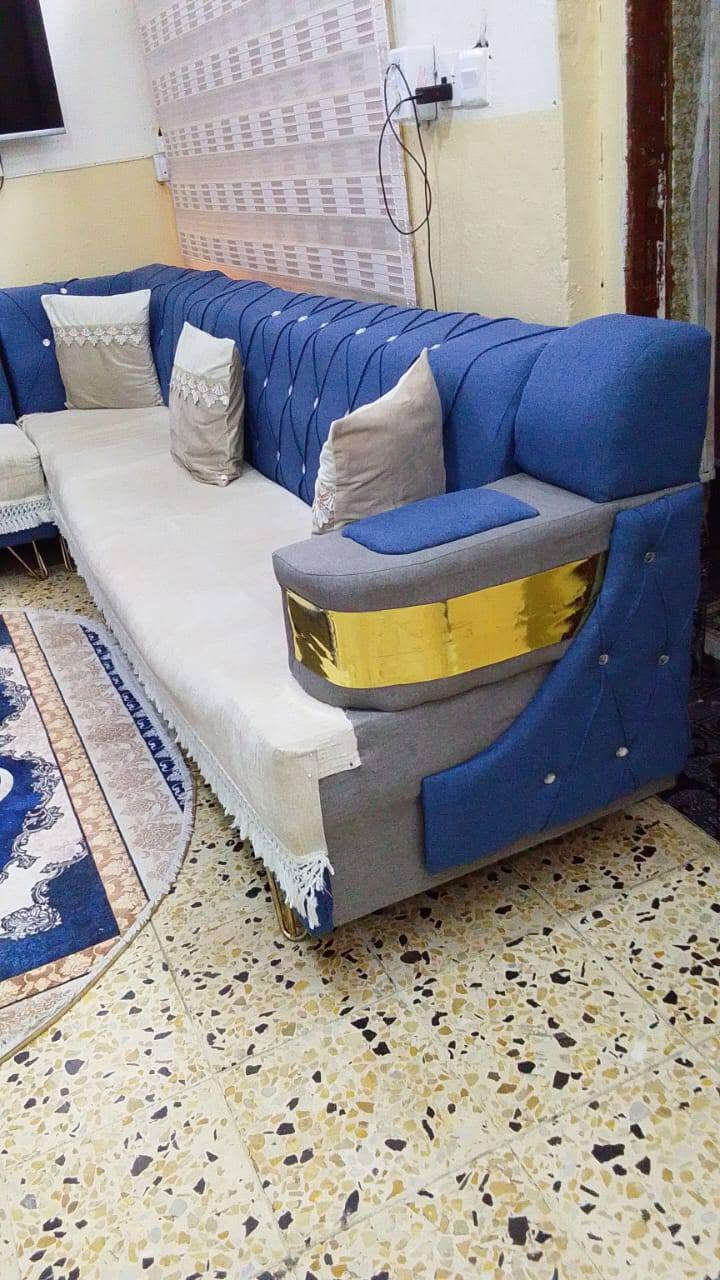 ديوان نظيف كل ضرر مابي 11 مقعد سعر 250 
العنوان بغداد مدينه الصدر قطاع 78
للتواصل اتصلو علئ الرقم ***********

