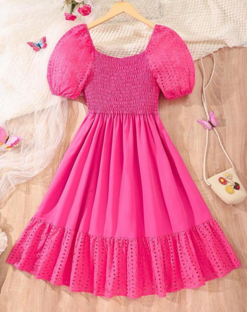 فستان بناتي انيق
قياس ١٣ سنه
#اطفال
#ملابس
#رمضان


**إذا كنت صاحب هذا الإعلان وتريد حذفه لأي سبب، رجاءا أرسل رسالة إلى الدعم الفني**