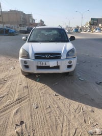 توكسان • ٢٠٠٩ • مكينة ٢٧٠٠
