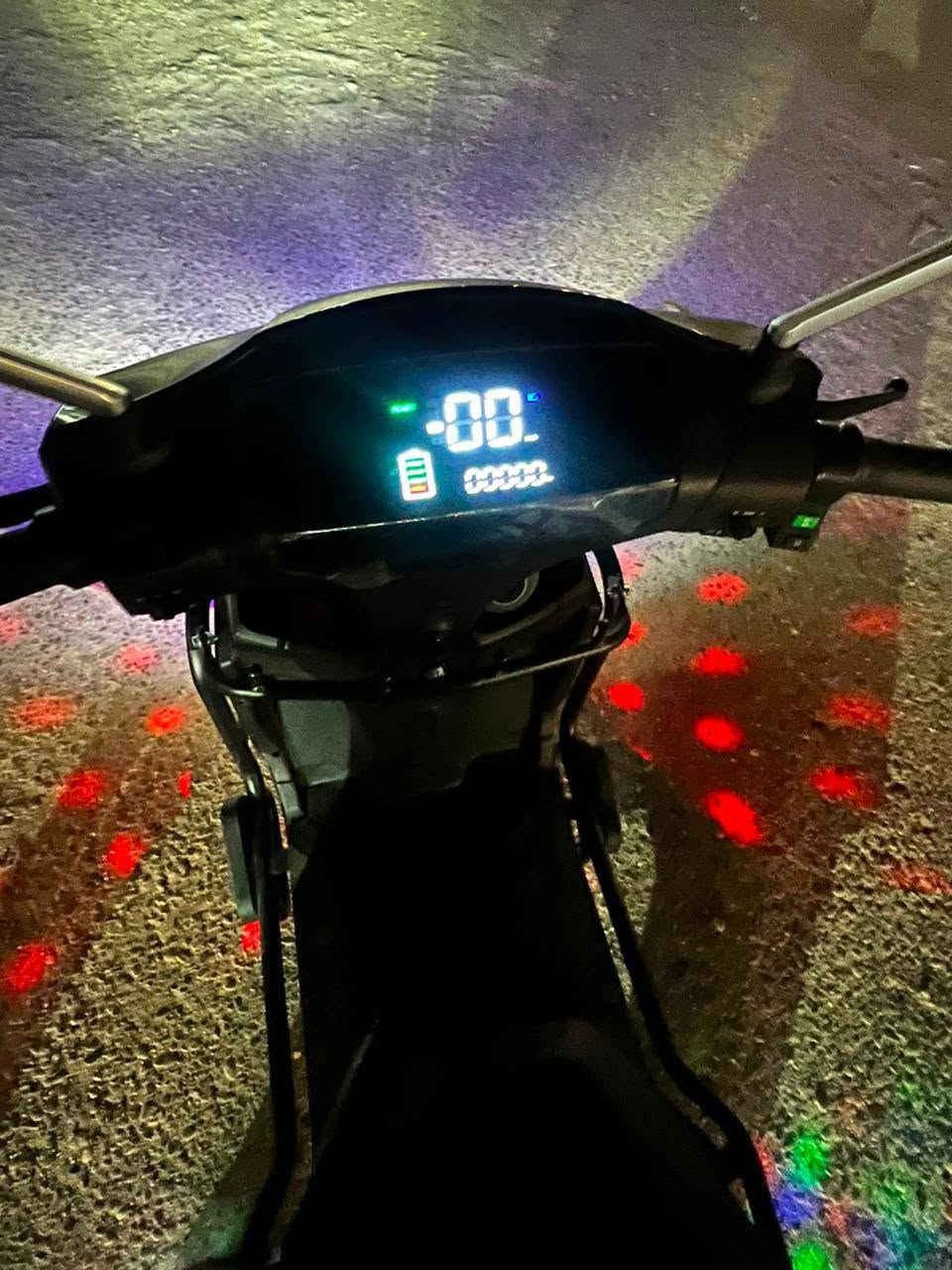 سلام عليكم سكنس  شحن موديل 2025 زيرو ماشيه 10 كيلو بس فول مواصفات رايدها اب مليون و150 الشراي يطب خاص


**إذا كنت صاحب هذا الإعلان وتريد حذفه لأي سبب، رجاءا أرسل رسالة إلى الدعم الفني**