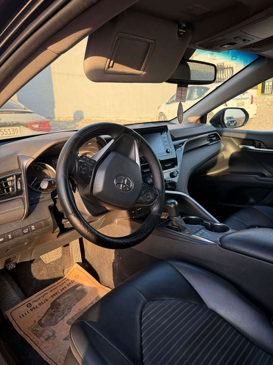 کامری ٢٠٢٢ مواسفات se ٤پارچەی سبوغە پێشی کەپسە جەمپەکی زۆر خەفیفی پشتی هەیە  گێر و مەکینە و تعویل بەشەرتە سیارەکە نموونەیە لە جوانی سعری ١٦٥وەرەقە و مجال     *********** أربيل, العراق
