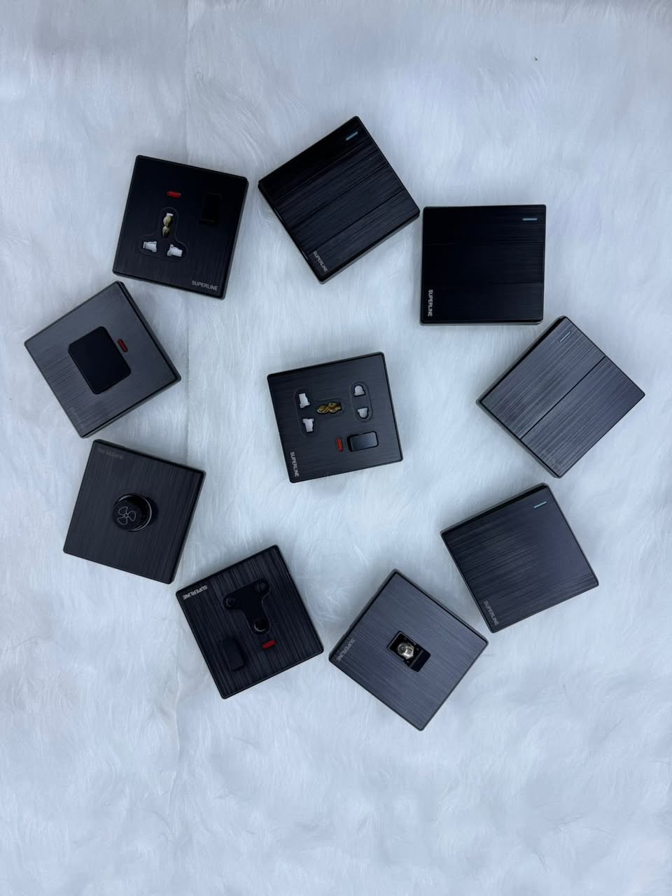 السلام عليكم
ارقى أنواع السويجات
ضمان ٢٥ سنة حقيقي نحاس ١٠٠٪؜
الاسعار تنافسيه وعلى السعر القديم

خصومات للاخوة الكهربائيين واصحاب المشاريع
الشورجة عكد النصارى خلف دائرة الكهرباء 
يوجد توصيل إلى بغداد وكافه المحافظات


**إذا كنت صاحب هذا الإعلان وتريد حذفه لأي سبب، رجاءا أرسل رسالة إلى الدعم الفني**