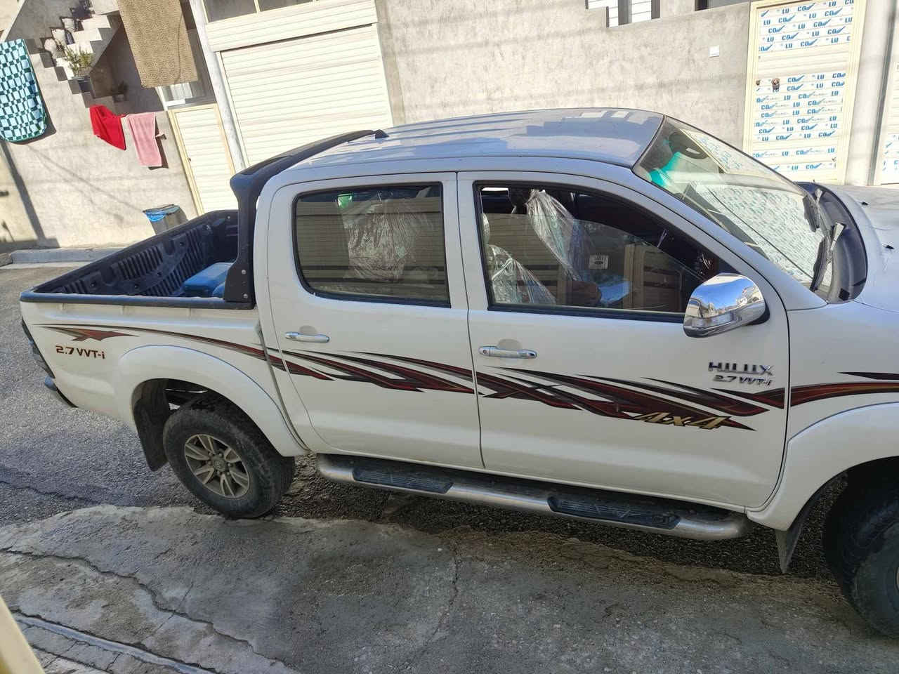 تــــوێتا هایلۆکس 2014
کلین بـــێ بۆیاغ
ســەنەوی تازەیە تا 2029 مانگی 7

شوێن  پێنجویێن

***********
***********O
