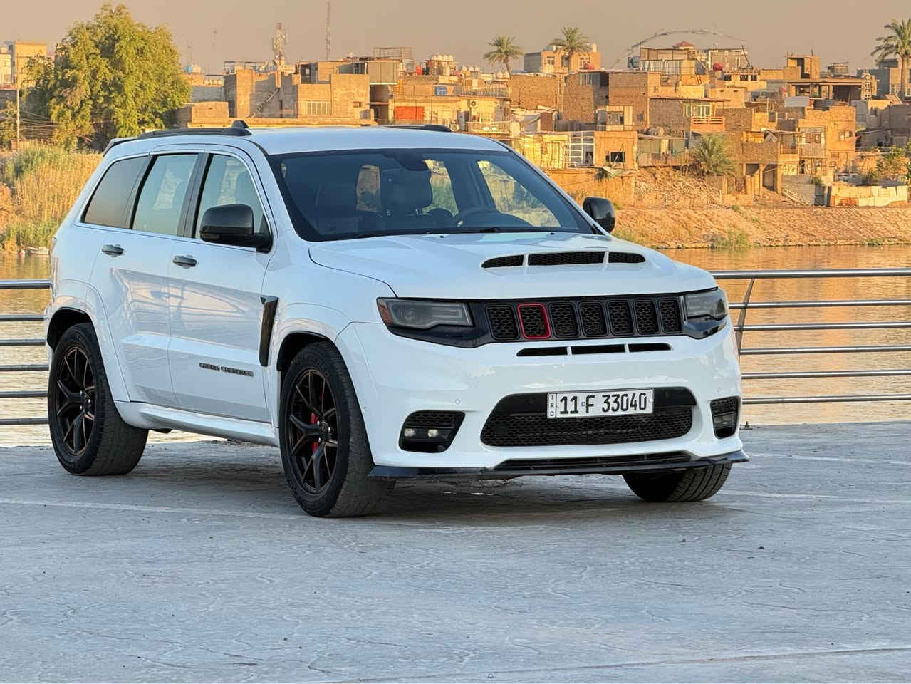 السعر175ورقه فقط💰🔥🚧بلاش

جيب 2017 محرك 6 سلندر فول عدا الفتحه محدث SRT
داخل كاربون فايبر شاشه كبيره خزن ميموري جنطه كهرباء جلد.  تشغيل عن بعد بصمه. رادار امامي وخلفي 
بغداد - كاظميه 
***********حسنين بغداد, العراق

