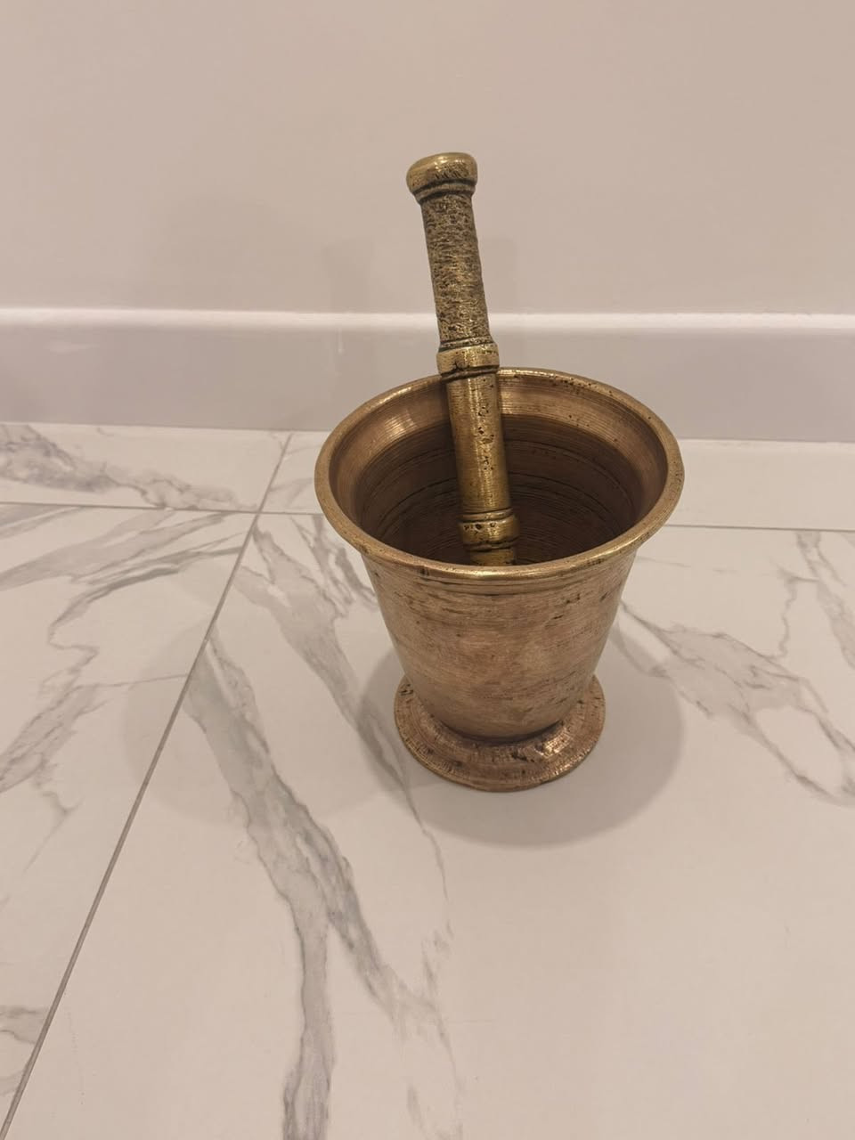 هاون للبيع
المكان بغداد بيجية


**إذا كنت صاحب هذا الإعلان وتريد حذفه لأي سبب، رجاءا أرسل رسالة إلى الدعم الفني**