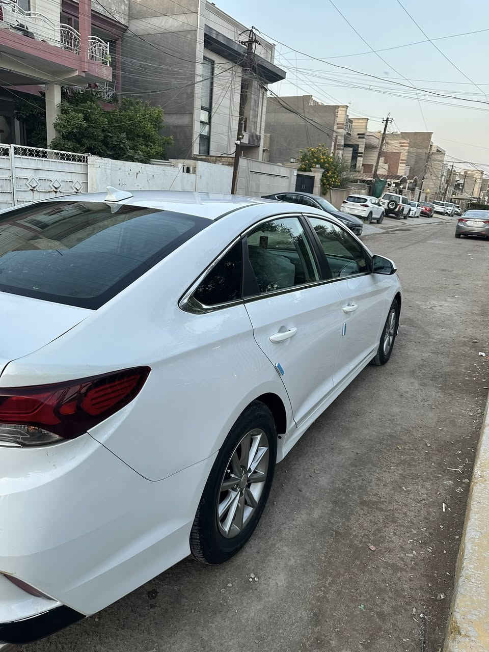 السلام عليكم سوناته 2019ماشيه 54السياره مكفوله من كلشي راعي السياره موجود تحويل ثاني يوم بيع مستعجل حادث بسيط موجود بلصور بل حقيقه احلا السعر $130ومجال بسيط للشراي رقمي  و موجود ع وتساب***********
