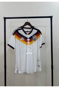 للبيع بسعر الجملة باقي قطعتين L,XL  قطعتين ب٢٥ ويه التوصيل  للتواصل وا...