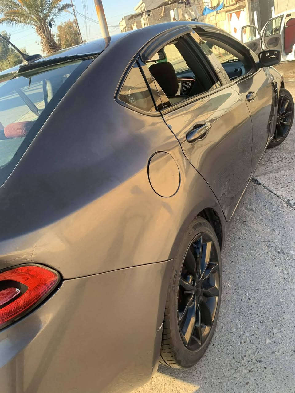 السلام وعليكم دوج دارت2016 للبيع او مراوس وبل شهر٣
-السعر وبيها مجال بسيط 
-ضرر جاملغ خلفي وباب النفر من امريكا
-مكينة 2000وكير شرط بدون نفخ او صرف
-ايرباك سليم✅
-رقم اربيل سنوية وهزة جديد وشرعيها والدي
-تريد تحويل تريد او وكالة شرط
-عليها كزوز رياضي ريمونت تحكم
-شاشة شديتها كاعدة بلادية
-ملاحظة باب الي خلف النفر مبدل سستم شركة باقي
-نواقص درايم شفت بي صوت اذن محرك تعبانة ويدة الماسحات بيها خلل ماسويتو حته الي يجي لايكلي بيها نواقص 
مكاني موصل
تواصل *********** او خاص
