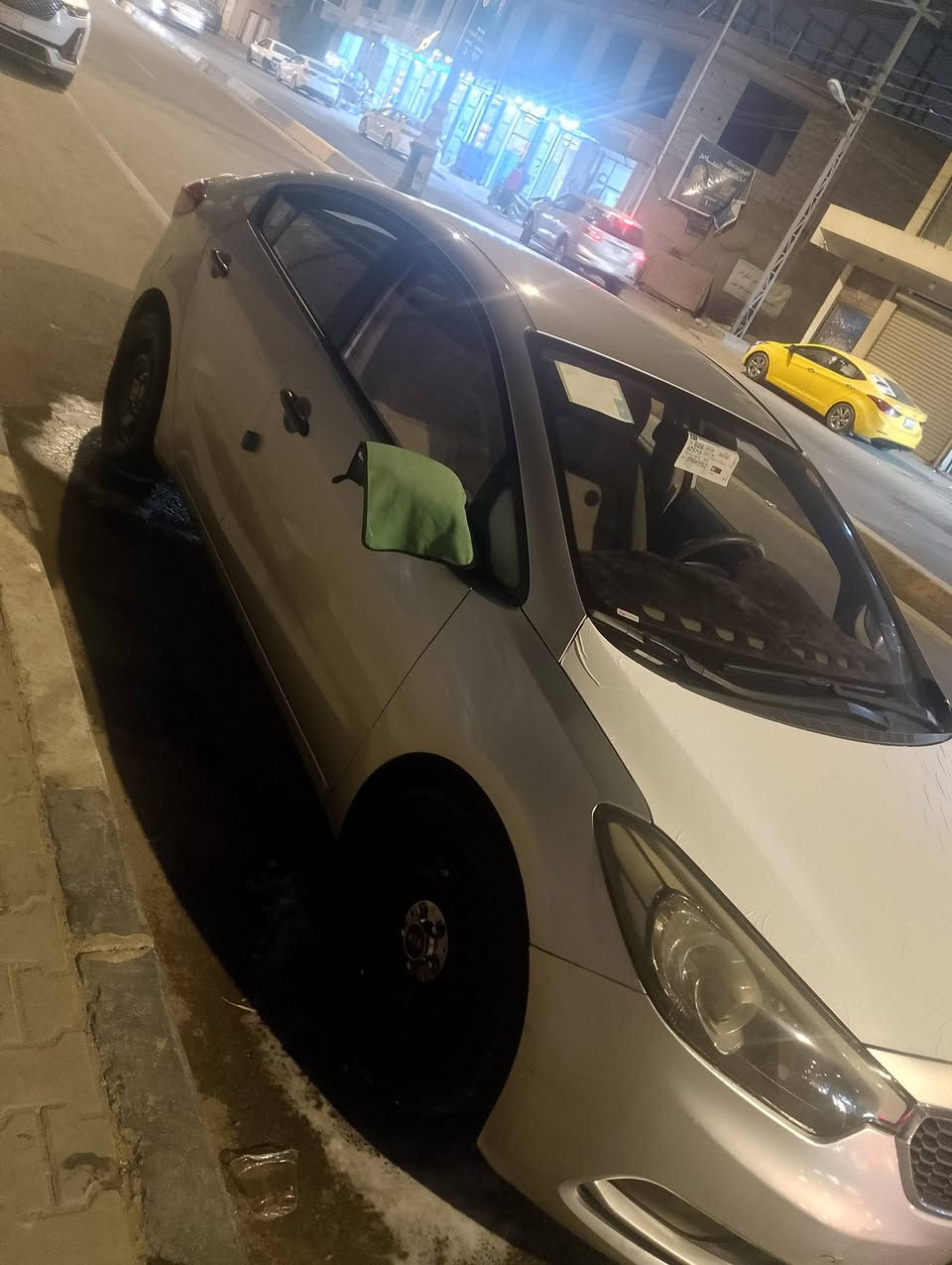 كيه سيراتو موديل 15  خليجي مكفوله من الضربه بيهه صبغ مدكر الخلفي وشوي من الباب فقط سياره جديده 110 وبيهه مجال بصيط مكان البصره ابو الخصيب ***********
