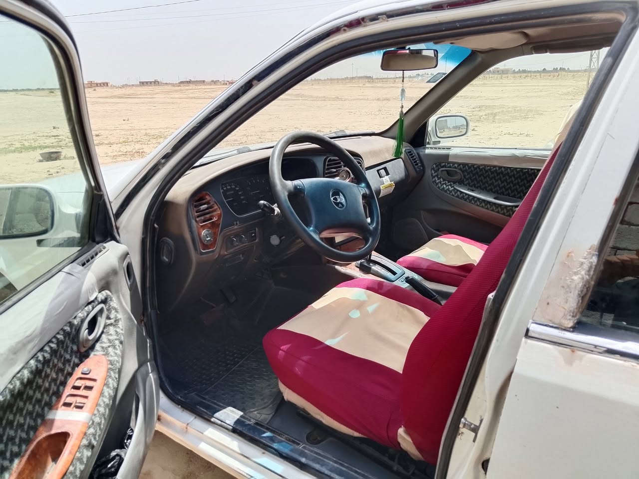 السلام عليكم دايو برنس موديل 94 رقم بغداد بأسمي السياره ماعليه لا غرامه ولا شي محرك ابلاد حداديه زينه تخم تاير جديد مكاني الناصريه سعرها 32وبيها مجال 
***********
رجاءا المو شراي اعبر المنشور بكلمة يالله
