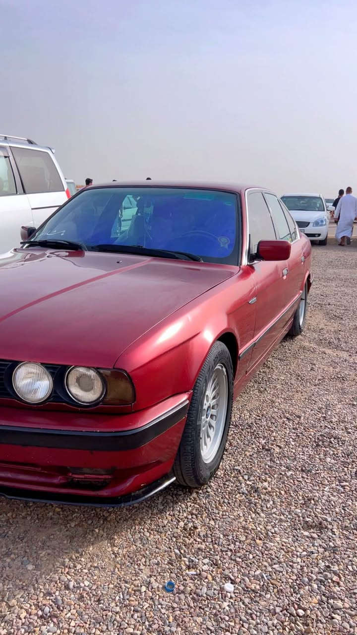 سلام عليكم بي إم مكينه مسكر عدل كير اوتو. تبريد 🧊   حداديه جديده  إلا بت زنون كهربائيتها كلها شغاله  سياره كفاله عامه ماعده صبغ جماليه فقط كلهاها بلاد 525 مكاني بصره السعر ٥٥ رقمي ***********. المو شراي الإيخابر إذا اكو مراوس اراوس البصرة, العراق
