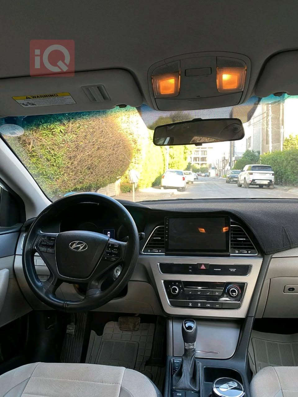 السلام عليكم 🤝  

🚗 هيونداي سوناتا 2017  
🔹 محرك 2400  
📺 شاشة  
📷 كاميرا خلفية  
🎮 تحكم بالستيرن  
🛣️ مثبت سرعة  
⚙️ وضعيات قيادة  

📏 الممشى: 56 ألف ميل فقط  

📸 صور الحادث مرفقة بالإعلان  

🔢 رقم بغداد الجديد  

السعر اكتب تم يوصلك خاص📩

📞 للاستفسار: ************
