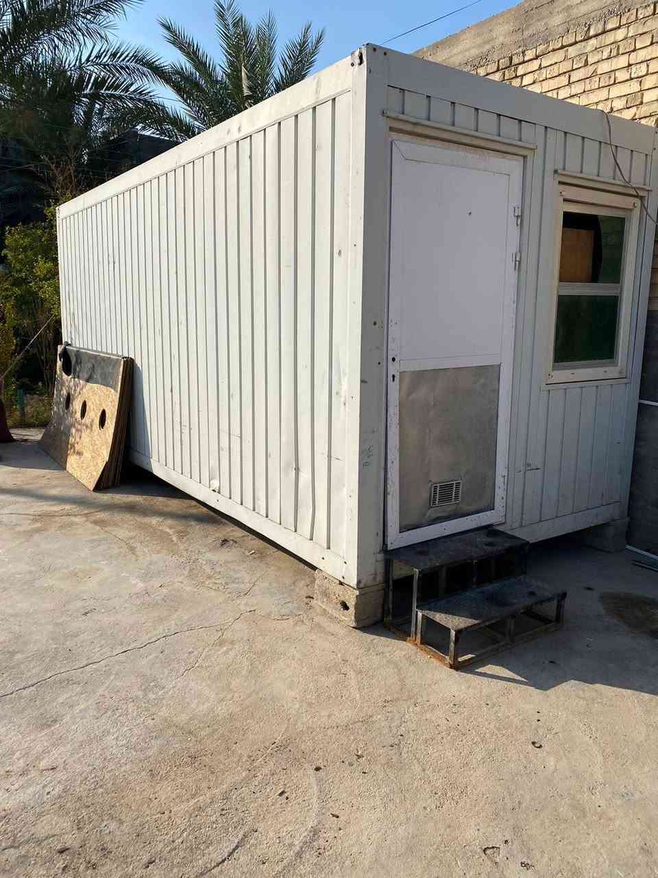 سلام عليكم للبيع كرفان المنشأ اوربي الطول 6متر وعرض 240سم   في الفلوجة 
السعر الاتصال ع الرقم ***********
