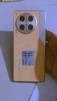 جهاز للبيع TECNO CAMON 30  ذاكره - 256 - عشوائية 8 بطارية - 5000  0775...