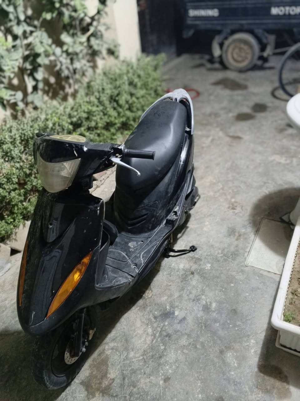 السلام عليكم درجة ماكس عدله كامله مكمله نكره هندر وطلع وين ما يعجبك ما نقصه شي لا تبخير ولا تنقيص دراجه شلعه ومعدل بوشه 55
سعر 400وبيه مجال قليل مكاني كربلاء رقمي ***********
