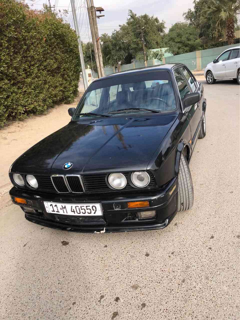 🚗 BMW 320 – موديل 1991 🚗
📌 المواصفات:
🔹 الفئة: 320
🔹 الموديل: 1991
🔹 القير: أوتوماتيك
🔹 الماشي: 240,042 كم
🔹 السيارة نظيفة وما ناقصها شي
🔹 مصبوغة عام (بدون حوادث قوية حسب المعاينة)
🔹 المحرك والكير بحالة جيدة جدًا
❄️ التبريد:
الكمبريسر شغال
الفان يشتغل
تحتاج فقط تعبئة غاز (ما يطي هواء بارد حاليًا)
💡 الكهربائيات والإنارة:
إضاءة زنون شغالة بالكامل
كهربائيات كاملة
إنارة داخلية شغالة
قير ومحرك وضعهم ممتاز
🎵 الداخلية والصوت:
مسجل بلوتوث
الصوت شغال
الداخلية نظيفة جدًا
ما بيها شك أو مشاكل
🔧 الصيانة:
معمول إلها قبل فترة:
أدامة لمنظومة البنزين
ماء
كهرباء
اريل كهرباء (يصعد وينزل)
📄 السنوية:
غير ساقطة ✅
💰 السعر:
45
قابل للتفاوض بحدود بسيطة جدًا
📞 ملاحظة:
يرجى من المشتري يجيب وياه شخص يفتهم بالسيارات حتى تسهل عملية البيع إله ولي 🌹
📱 رقم الهاتف:
*********** بغداد, العراق
