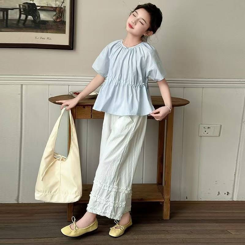 طقم بناتي كوري 
سعر درزن 166الف
قياس 6 / 12 سنة


**إذا كنت صاحب هذا الإعلان وتريد حذفه لأي سبب، رجاءا أرسل رسالة إلى الدعم الفني**