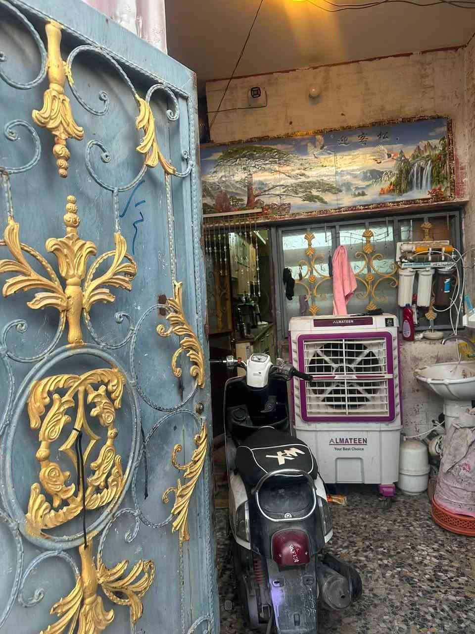 سلام عليكم
 بيت للبيع في كربلاء حي العامل المنطقه ال 8 السوك الاخير جهة اليرموك المساحه الكليه 125 بسمي تحويل مباشر طابو صرف يبعد عن الشارع 50 متر يحتوي على استقبال وصحيات عدد 3 وغرف نوم عدد 3 وصاله السعر 125 
***********

‭***********‬

