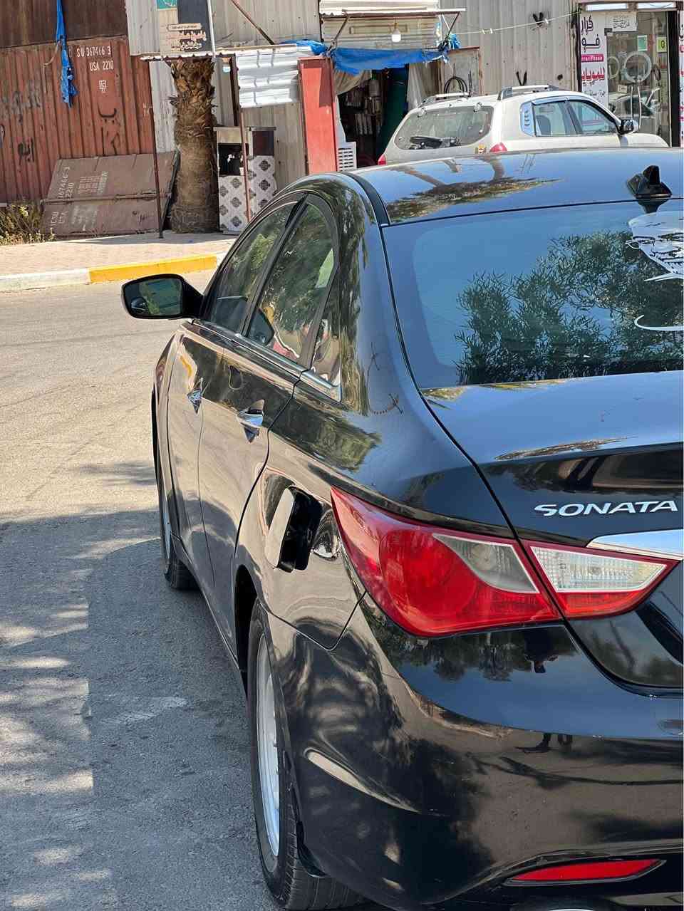 سلام عليكم سوناتا مديل ٢٠١٢ ورد امريكي مكينه ٢٠٠٠ 
فول عده الفتحه  
به ٥قطع صبغ بدون دواخل 
بجم كبس 
مكينه مبدله جديده
تبريد منضومه جديده 
كير خير من الله 
سياره داخله حلو ونضيف 
السعر 83 وبيه مجال حك الجيه 
مكان بغداد 
الدوره 
*********** بغداد, العراق
