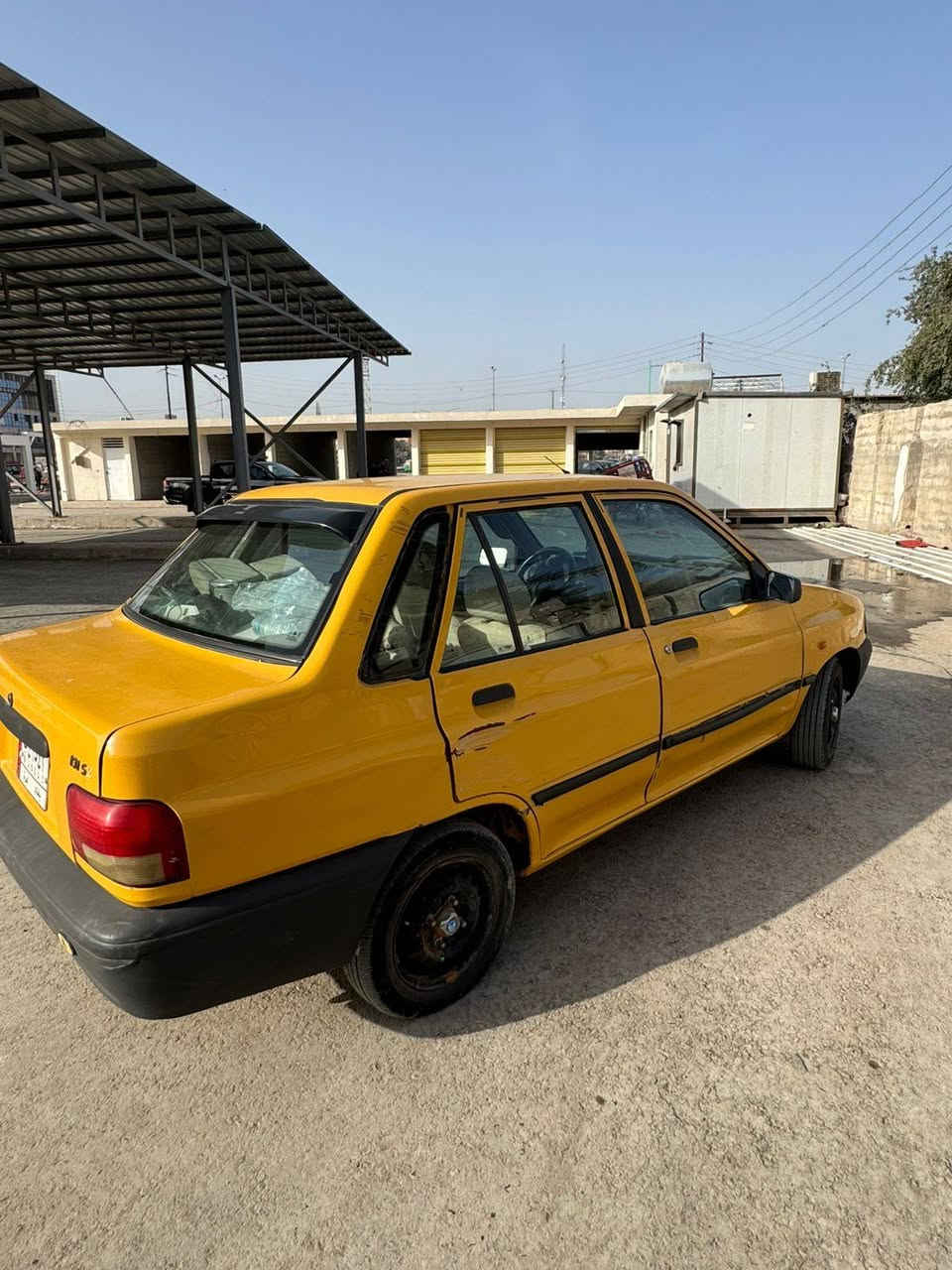 مكينة جديدة لوك قبل ٢٠ يوم اخذتها صندوك
كير كفاله

تبريد ثلج

تدفئة

شاشة

تخم تاير

شواصي معمرة

كهربائيات كله شغال

لايت عالي ناصي فووول 

صدر كله جديد أمامي خلفي

بنزات لوك

دسكات لوك

تأخذها برغي متصرف عليها 

السعر ٢٥ وبيها مجال

***********
