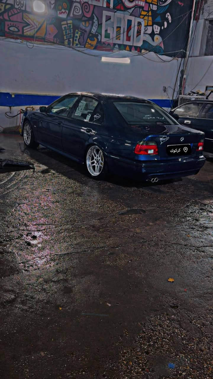 سلام عليكم من رخصت ادمن 
بي ام بومه 2000موديل 
فول ماصفات كير اوتو محرك 528بلاد 
صلايت 4جم كهربائي تحكم استريت ثتبيت سرعه 
شاشه ايباد كامره امامي خلفي او يخزن 
رقم سنويه جديد كوبون بانزين بي 
سياره بلادي كل جسمه ولبحقيقي احلى من صوره 
صدر امامي خلفي جديد طايرات جديد
تبريد تتفيه شفال كهربائيات كلها شغال 
سياره من دعاميه للدعاميه نواقص ابد مابيها 
سياره خير من الله ماشاءالله عليها باصوره وحقيقي حلوه 
رقم صاحب سياره ***********
