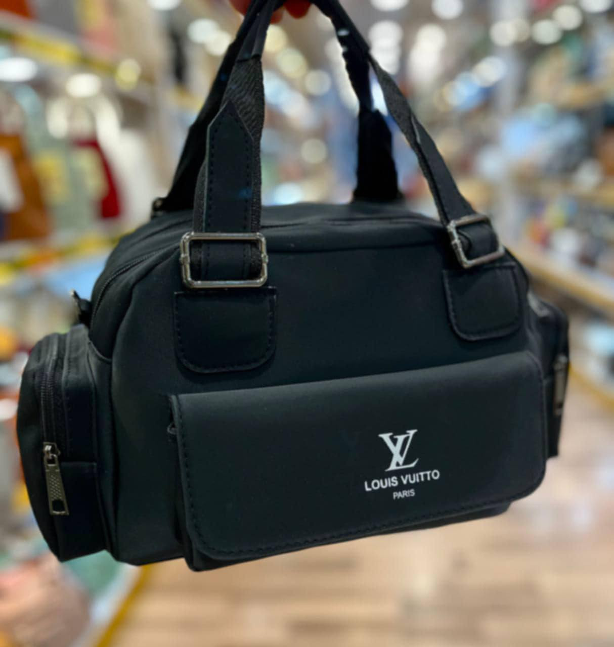 موديلات جديد للحقائب النسائيه
الجودة جدا عالية 
وبسعر مناسب سارعوا في الطلب
سعر جنطة 10 الالف 
 توصيل 5 الالف


**إذا كنت صاحب هذا الإعلان وتريد حذفه لأي سبب، رجاءا أرسل رسالة إلى الدعم الفني**