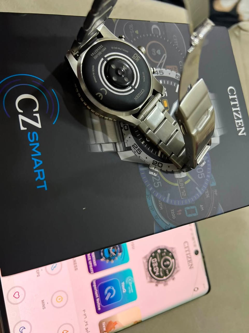 ⌚ CITIZEN CZ Smart 1010 | ساعة ذكية بتصميم كلاسيكي وفخامة يابانية 🇯🇵

مو مجرد ساعة ذكية… هذه ساعة تجمع بين أناقة الساعات الكلاسيكية وتقنية الساعات الذكية ✨

🔹 تصميم رياضي أنيق يناسب اللبس اليومي والرسمي
🔹 شاشة رقمية واضحة وسهلة الاستخدام
🔹 متابعة النشاط اليومي والـ Steps
🔹 متابعة نبضات القلب ❤️
🔹 مراقبة النوم 🌙
🔹 حساب السعرات الحرارية 🔥
🔹 استقبال المكالمات والإشعارات 📞
🔹 مزايا صحية ورياضية متعددة
🔹 تطبيق خاص للتحكم بالساعة ومتابعة بياناتك 📱
🔹 مقاومة للماء للاستخدام اليومي 💧
🔹 سوار ستيل أنيق ومتين يعطيها حضور قوي على اليد

CITIZEN… لما تجتمع الدقة اليابانية مع التكنولوجيا الحديثة 🇯🇵⌚

ساعة عملية، أنيقة، ومناسبة للشخص اللي يريد ستايل كلاسيكي مع مزايا الساعة الذكية 🔥
السعر 150 الف سعر ما تحصله بالموقع الرسمي نفسه 

📩 للطلب والاستفسار راسلونا على *********** واتساب
