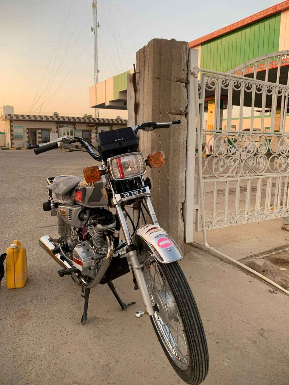 نامة مديل 21 تعمير 23 سنوية رقم نجف نظيفه نفس متشوف بلتصوير مكاني نجف السعر 925 وبيها مجال دراجة ماعايزة
***********
