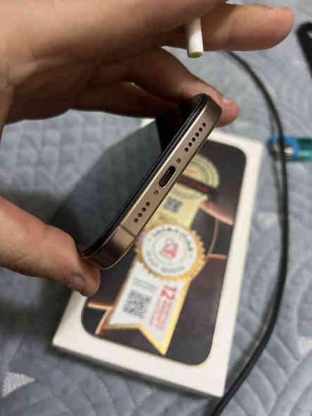 سلام عليكم
16 pro max
دبل خط ZA
256
90🔋
لون ديزرت 🧡
مبدل شاشه كلش راقيه نوعيه ممتازه 
وضهر 
فيس ايدي شغال وتلفون اي خلل مابي 
كله شغال ونضيف 
كارتونه اصليه موجوده 
التلفون دبل خط نسخة ZA انتبه!!
سعر ٩٢٥
***********
