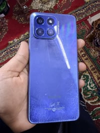 هونر X6 • ١٢٨ • شاشة مشققة