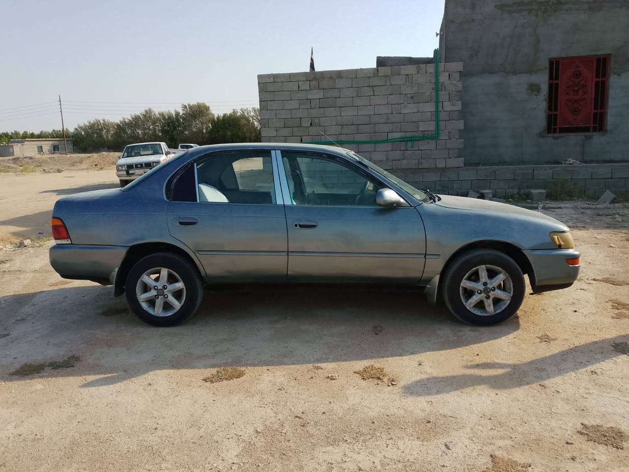 سلام عليكم كورلا موديل 93 رقم بصره مشروع وطني  مكينه وكير بلكارتون مكفوله من الكص والنقل وضربه القويه السعر 42وبيه مجال كهربايات شقاله طخم تاير حداده جديده مشط جديد رقم الهاتف ***********
