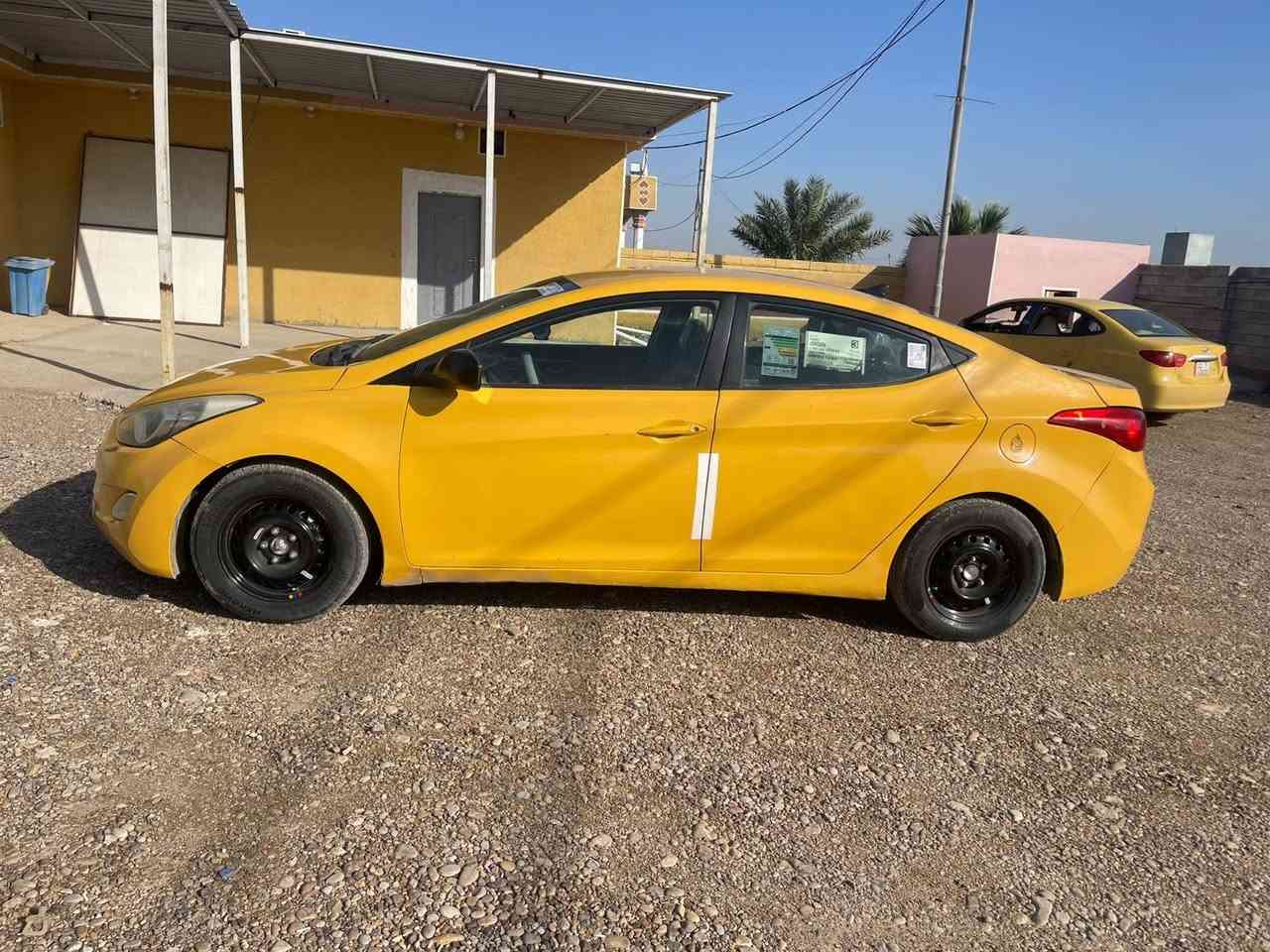 للبيع موديل 12.سياره خير من الله حداديه مكينه كير خير من الله حادثهه جاملغ وبنيد مكاني بغداد جسر الفرنسي مكينه 2000منضومت غاز شغاله سياره ركب وطلع للبصره تاير تخم سنويه الحد 28:رقمي ‭0771 250 5750‬
