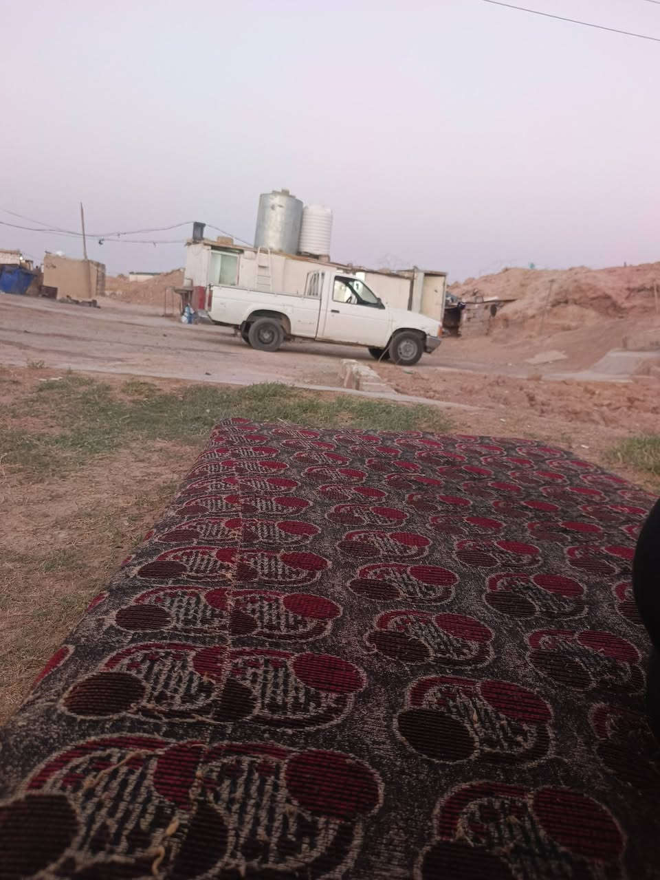 بيكم نيسان وكالة من الوكيل تريد من شرعي شرعي موجود يوكل ويحول *********** سعره 30بي مجال شقال ماناقصه اي شي وين متريد اطلع بي نشاطه فول كابريتره جديد
