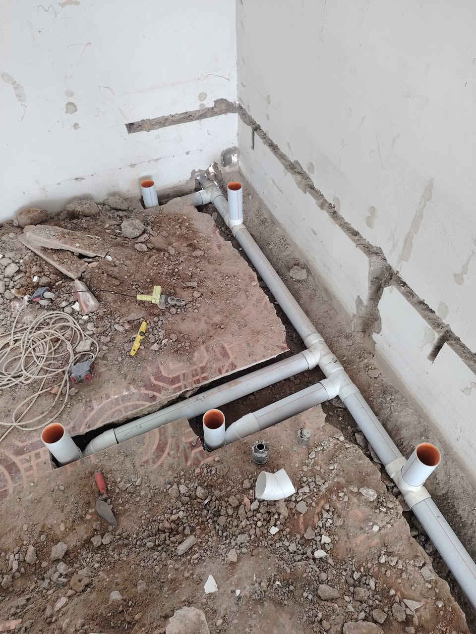 السلام عليكم تأسيس ماء ومجاري شرط الشغل درجه اولى
تأسيس منضومه أرضه
 منضومه سبالت 
منضومه غاز 
بوري نفط 
تأسيس صاروخيه
للتواصل ***********
