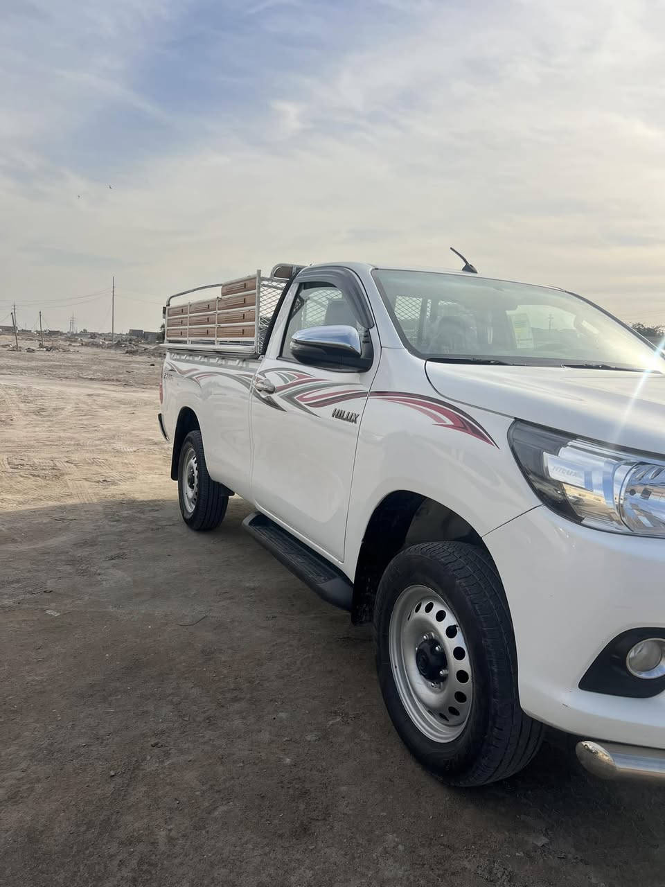 سلام عليكم فورويل  موديل 2022كويتي رقم بغداد  بسمي ماشيه 94الف كفاله مكان بصره زبير ***********
