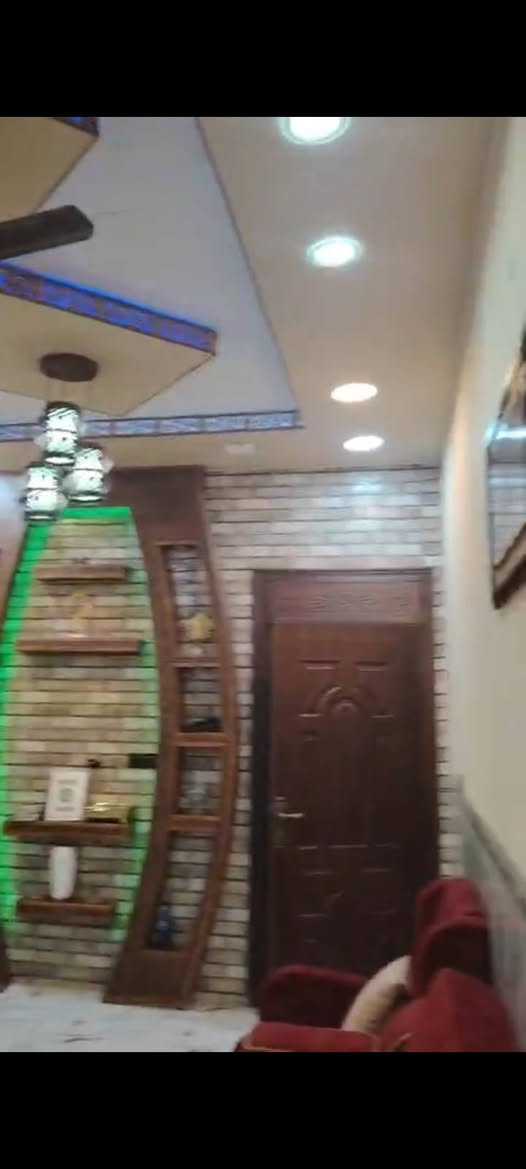 #عقار- للبيع ✅
🏠طابو زراعي سند 25 اقرار محكمة مساحة 150 م السماوة (الغسل) خلف مدينة الالعاب القديمة النزلة الاولى
🏠 بناء حديث 
📌 شارع مقرنص مجاري كهرباء..
البيت طابقين.
الطابق الارضي كراج سيارة استقبال  وصالة و مطبخ و غرفة واحدة ومجموعة صحية.
الطابق الثاني ٣ غرف وصالة ومجموعة صحية
السعر 💵 110 مليون قابل للتفاوض
للراغبين بالشراء تواصل على الواتساب او الاتصال على الرقم التالي ***********
عنوان المكتب السماوة أم العصافير مقابل جامع الزهراء 
🔺 ملاحظة: عمولة المكتب 1٪ من البائع والمشتري غير قابلة للتفاوض 
🔺 للراغب في عرض عقاره لدى مكتبنا تواصل خاص مع ذكر تفاصيل العقار 
📌من لديه طلب شراء وجاد بالشراء سنوفر طلبه باسرع وقت ممكن من قطع ودور سكنية وهياكل ودوانم
