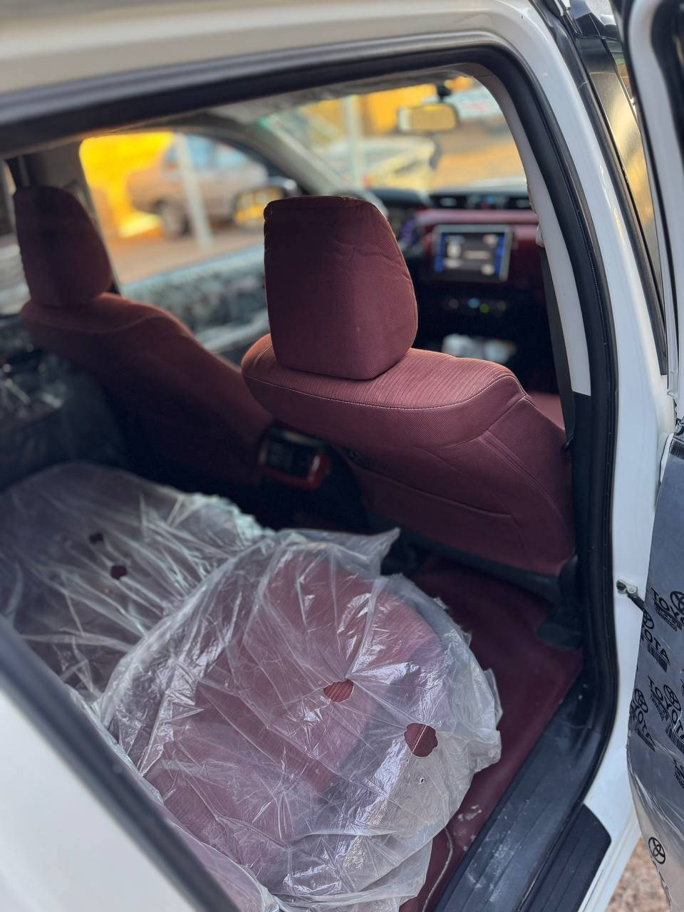 بسم الله ماشاء الله 
معرض الاصدقاء المركزي
لتجارة السيارات الحديثة 

تيوتا
2017
رقم بغداد 
مكفوله بارد موضح بلصوره 
السعر 245وبيها مجال 

للاستفسار الاتصال على الأرقام التالية 
***********
***********
📍الصقلاوية مجاور محطة تعبئة وقود الصقلاوية الحكوميه
