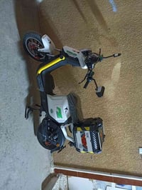 دراجه شحن البيع ب /650/ 5بطاريات دبل ملف 2000  حقيقي دراجه جديده بعده ...