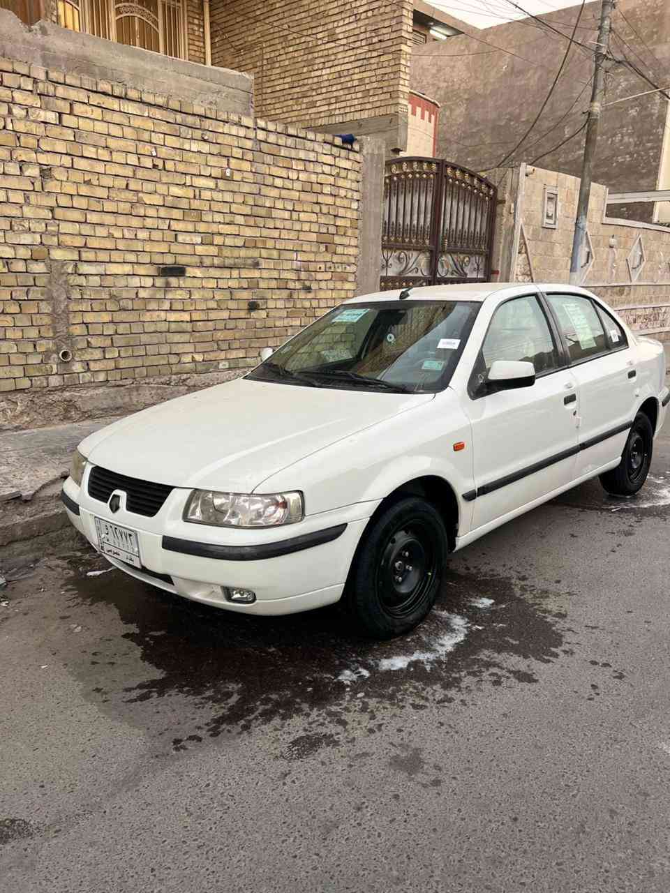 السلام عليكم سمند موديل 2010 السياره جديده جدا جاهزه مدوشمه عام نحله تخم تاير البارحه شديته تبريد صدر كهرباىيات كلها جديد السياره كامله منكل النواحي ا ماشيه 140 الرقم ***********
