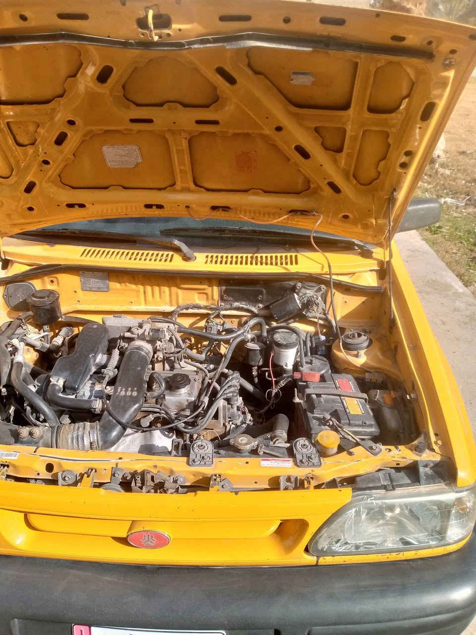 سلام عليكم سايبا 2012
كير ومحرك نضيفات 

السيارة خير من الله 

سعر 25 وبي مجال حك الجية
***********
