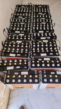 يوجد بطاريات مكسما نظافه فوال  مستخدمات سنه و٤ اشهر تقريبا مال منظومه ...