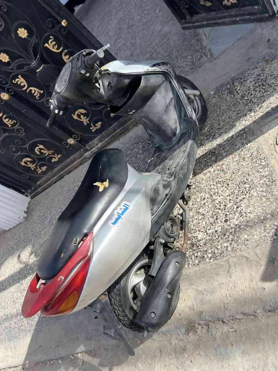 السلام عليكم دراجة بريز شغاله مابيها اي خلل مكينه ناعمه نكره بكل وقت مابيها نقوصات سعرها٤٢٥ وبيها مجال مكاني بلشعب ثعالبه الاستفسار ***********
