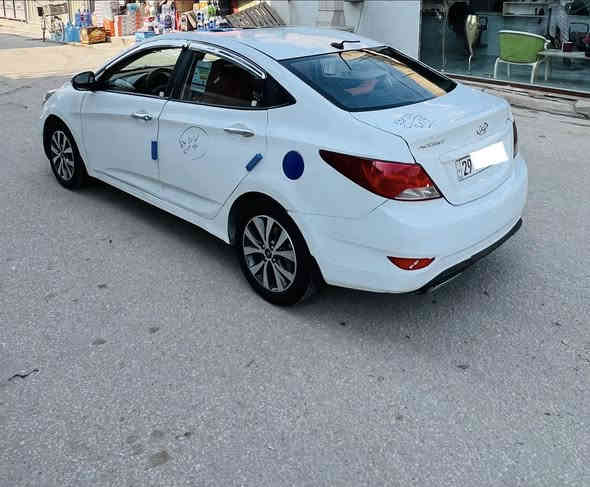 للبيع
للبيع 

هونداي اكسنت 2016 خليجي

مكينه 1600 قطرتين

فول مواصفات بلو

رقم واسط انكليزي بأسمي سنويه جديده +هزه جديده

اشاير مري

تحكم ستيرن 

فتحه سقف 

تخم تاير جديد 

5 ويل كب

منظومه تبريد جديدة  ثلج 

سياره جاهزه مابيهه اي نقص

بيهه طخه باب سائق وبيهه طخطخات بسيطه ونصبغت حزام

السعر:82$

مكاني بغداد

للاتصال(***********)
