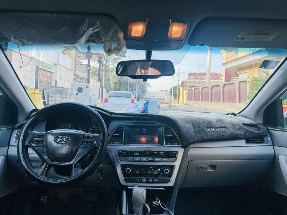 سوناتا موديل 16 بغداد بسمي
السيارة وارد امريكي حادث بنيد فقط ومبدل بدون دواخل

السيارة مواصفات عادية

انظمة قيادة وتحكمات وشاشه كبيره وكامرة والباقي معروفات

كير ومكينة2400 جديدة بدون دوانز ولا تنقيص

تبريد ثلج صدر امامي خلفي جديد تخم تاير جديد

للاستفسار ***********

مكاني صويره
