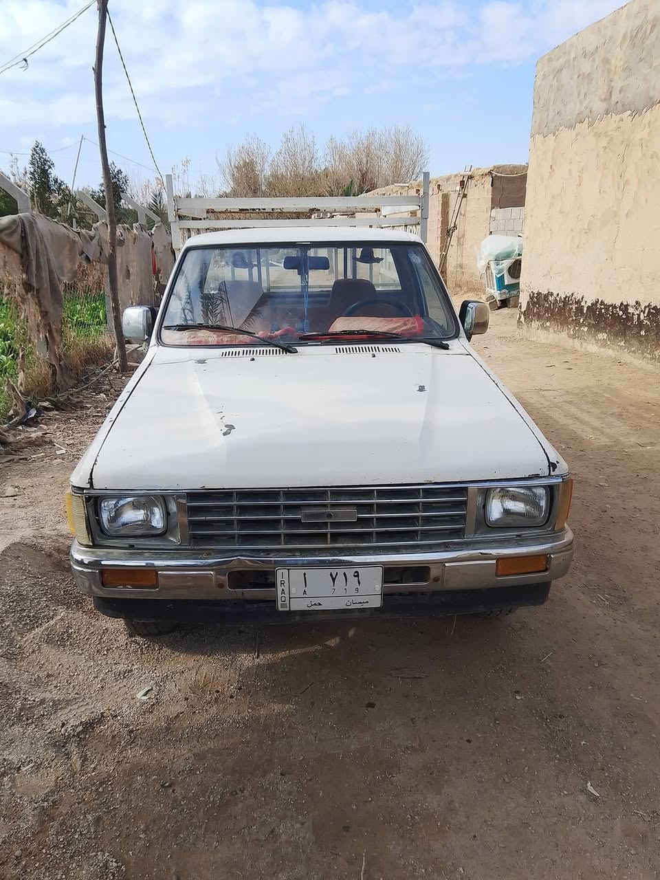 بيكم موديل 88 رقم ميسان مشروع وطني سياره جاهزه كير ومكينه وحدايده سياره نضيفه خير من الله 
المكان واسط السعر 38 وبيه مجال للشراي
رقم الهاتف ***********
