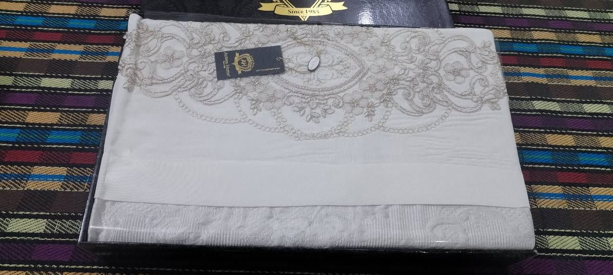 فرشة عرس جديده بالكارتونه مامستخدمه ابد ولا مره
ب٤٠ وبيه مجال للشراي


**إذا كنت صاحب هذا الإعلان وتريد حذفه لأي سبب، رجاءا أرسل رسالة إلى الدعم الفني**