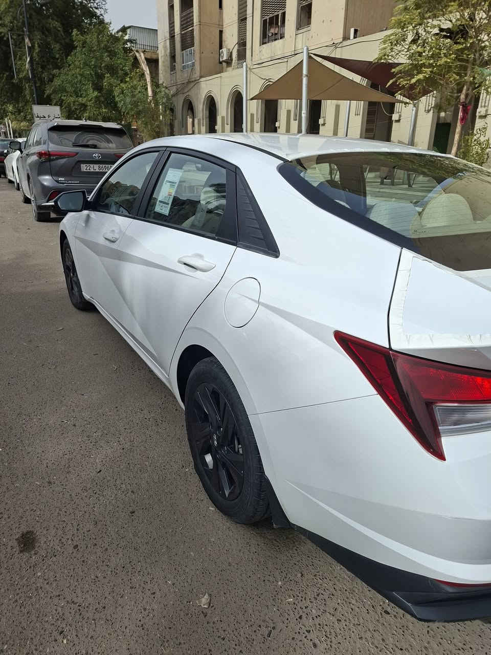 السلام عليكم النترا خليجي موديل 21 محرك 2000 دوش كير ATM بلادي مو سي في تي بغداد باسمي ماشيه 38 الف كيلو حقيقي  مكفوله السياره فقط بيها بارد باب عكس السايق كامله وجاهزه مكان السياره بغداد شارع حيفا سعرها157$ وبيها مجال بسيط *********** حتى واتساب بي الشراي يتصل وبخدمته
