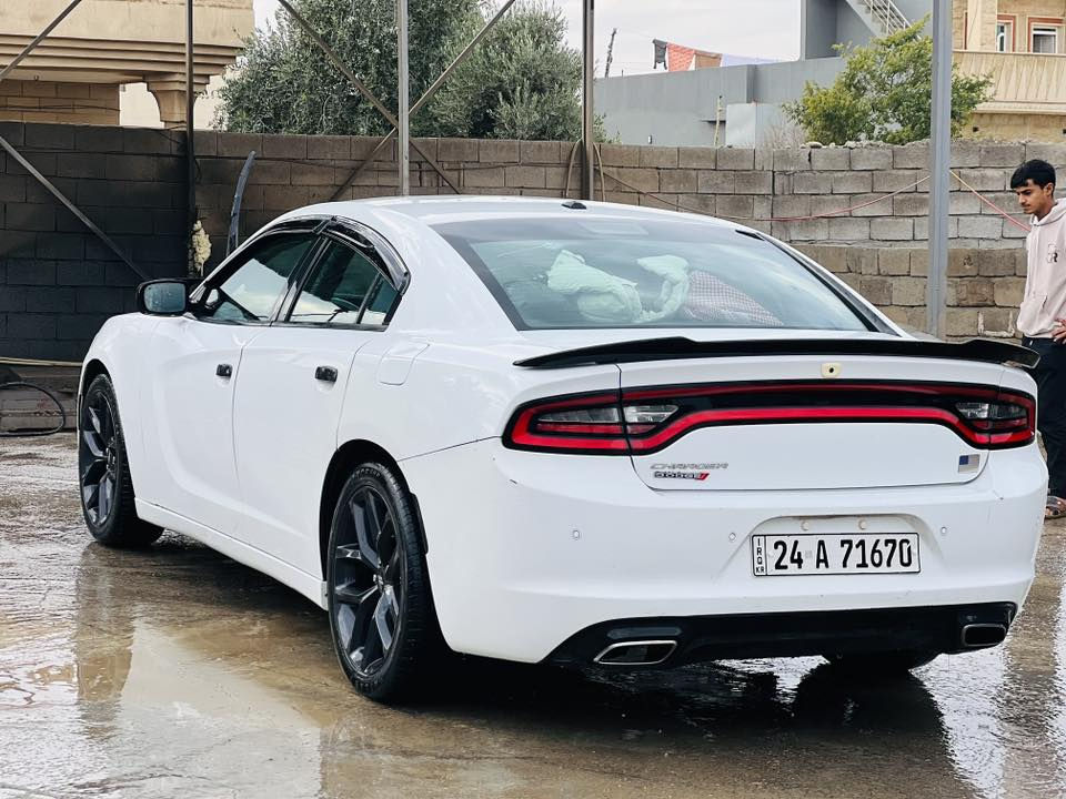 السلام عليكم
چارجر 2016 السعر 166 وبيها مجال 

مواصفات SXT

شاشه جبيره 

كشن كهرباء 

كامره دواره 

مواصفات SXT معروفه بعد 

گير ومكينه كفاله 

ضررها صبغ بابين سكن 

هلال چاملق وهلال باب سايق

سقفيه من فوگ الشمسيه مال السايق لحد المرايه الوسطيه صبغ اقل شبر موضح بالسونار 

مكان السياره كركوك 

***********

***********

بيهن واتساب الارقام
