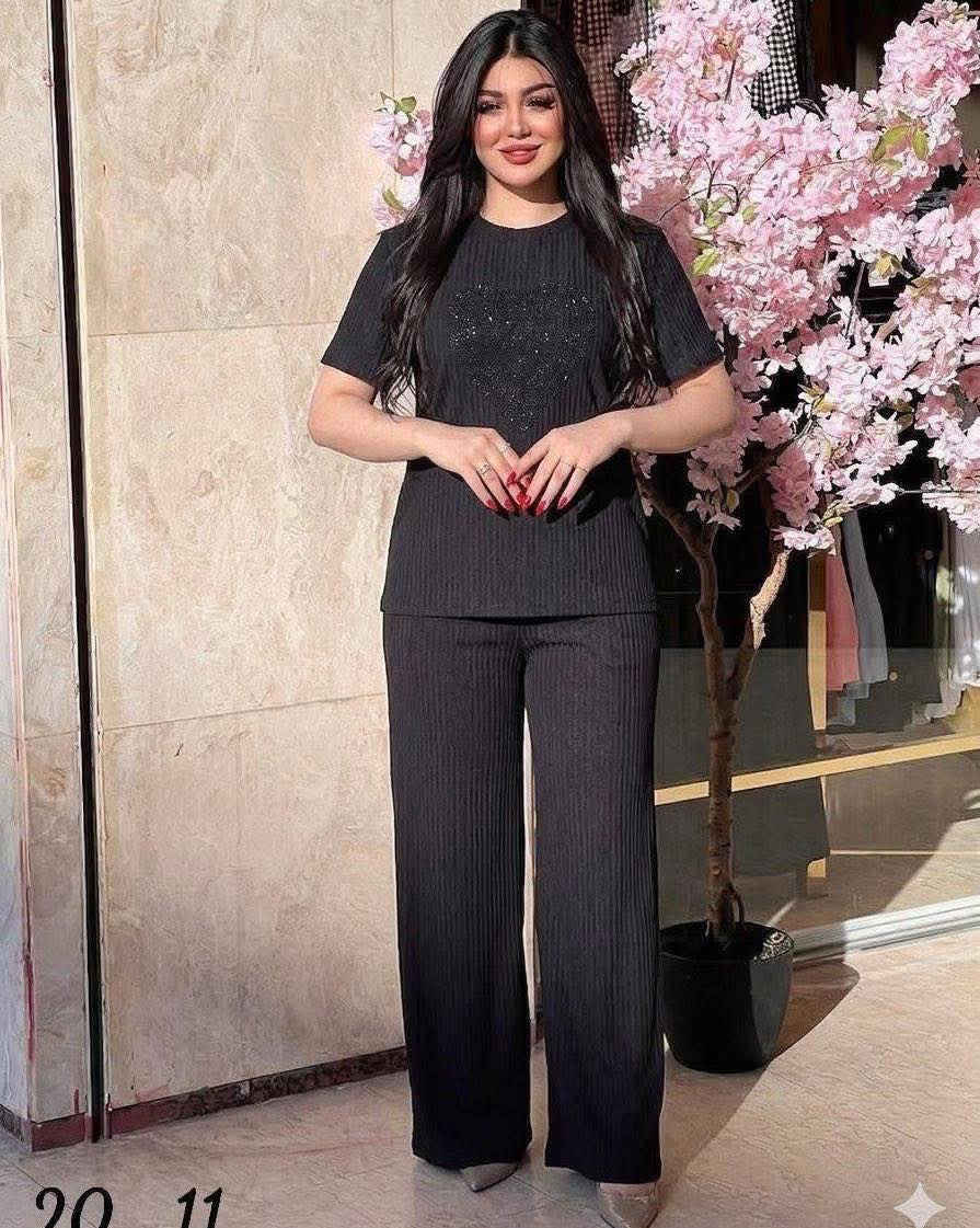 توفر تراك نساي خامه كريشه كفله سعر درزن 50 الف
البيع فقط جمله
الحجز وتساب
***********
