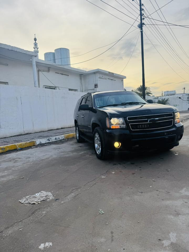 سلام عليكم سياره تاهو موديل 2008 أدوات بدون رقم سياره جاهزه خير من الله تبريد تدفه 
كير شرط 
سياره دواخلها كشرها نضيف 
سعر سياره 65بي مجال 
مكان سياره كركوك 
***********
